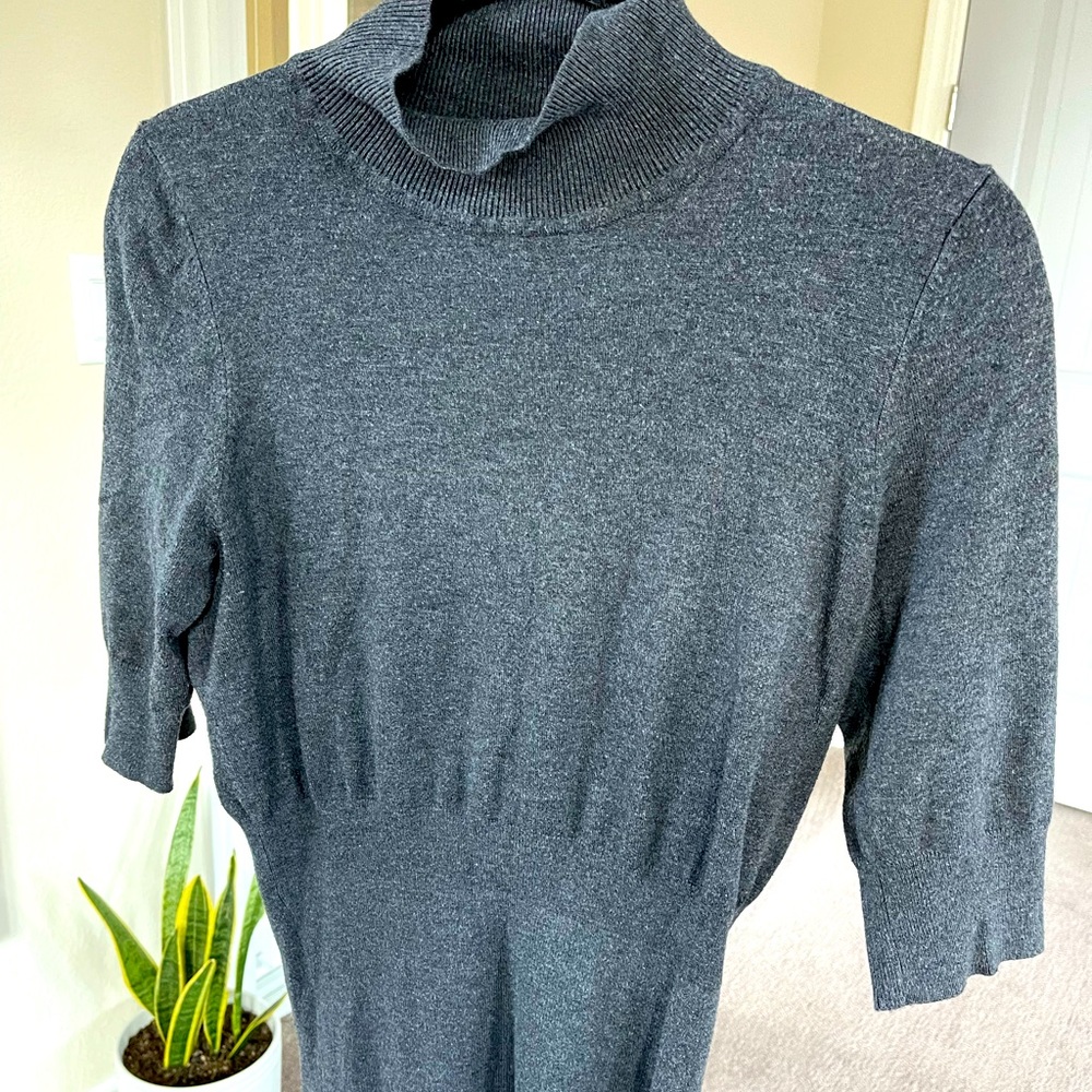 Express Gray Mock Turtleneck 3/4 Sleeve Sweater - Large
